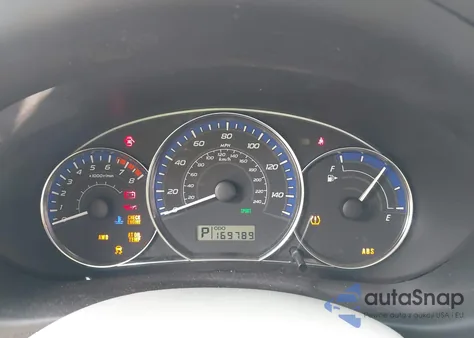 2011 Subaru Forester 2.5X z USA, uszkodzony, nr VIN JF2SHABC1BH752827